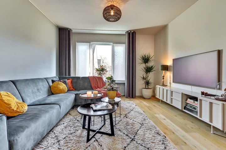 Photo 8 of Adama van Scheltemalaan 6