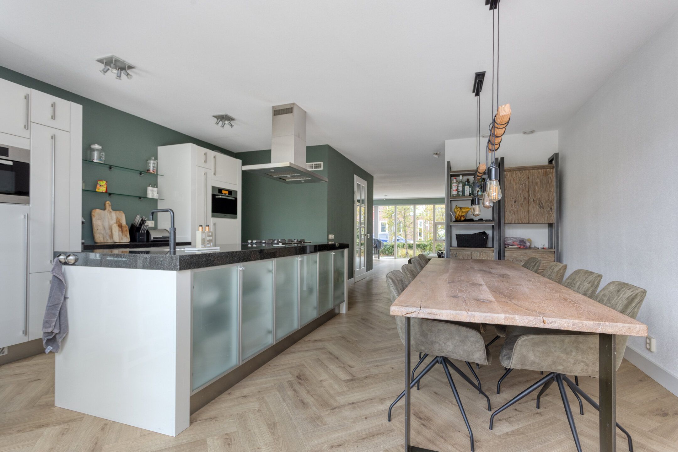 Foto 15 van Vredemaker 28