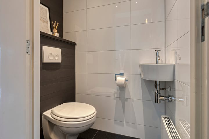 Photo 7 of Venlosingel 167