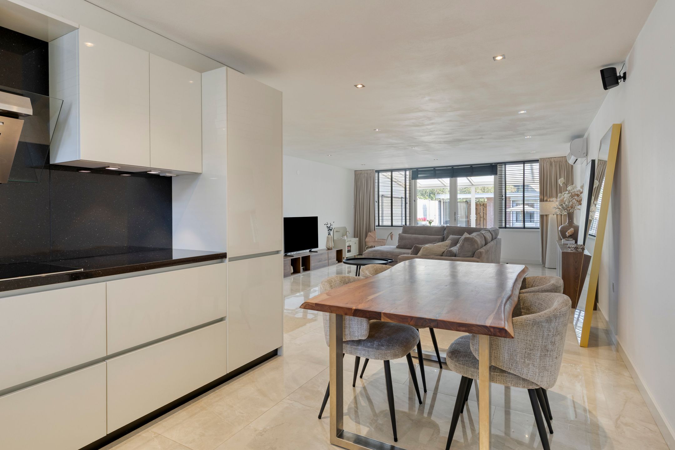 Foto 12 van Venlosingel 167