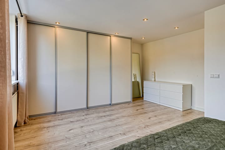 Photo 19 of Venlosingel 167