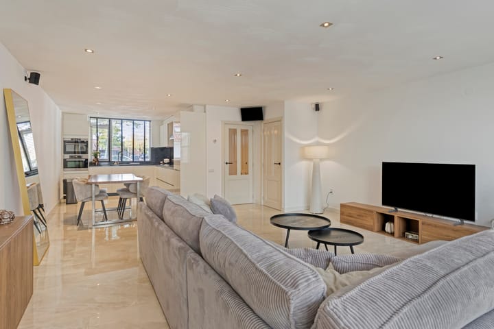 Photo 8 of Venlosingel 167