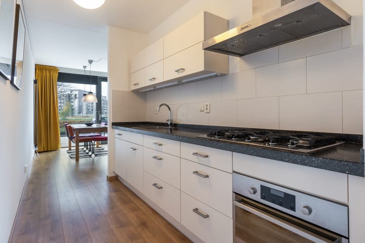 Photo 10 of Burgemeester Jhr. Quarles van Uffordlaan 371