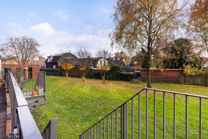 Photo 17 of Burgemeester Jhr. Quarles van Uffordlaan 371