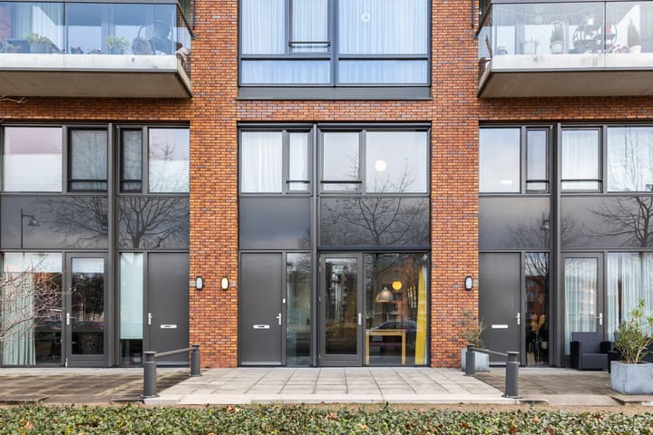 Photo 33 of Burgemeester Jhr. Quarles van Uffordlaan 371