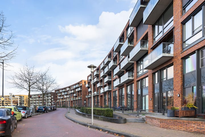 Photo 34 of Burgemeester Jhr. Quarles van Uffordlaan 371