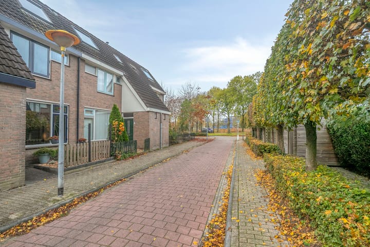 Photo 5 of Kamp 27 70