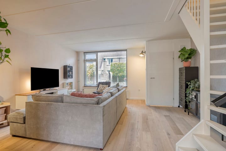 Photo 9 of Kamp 27 70