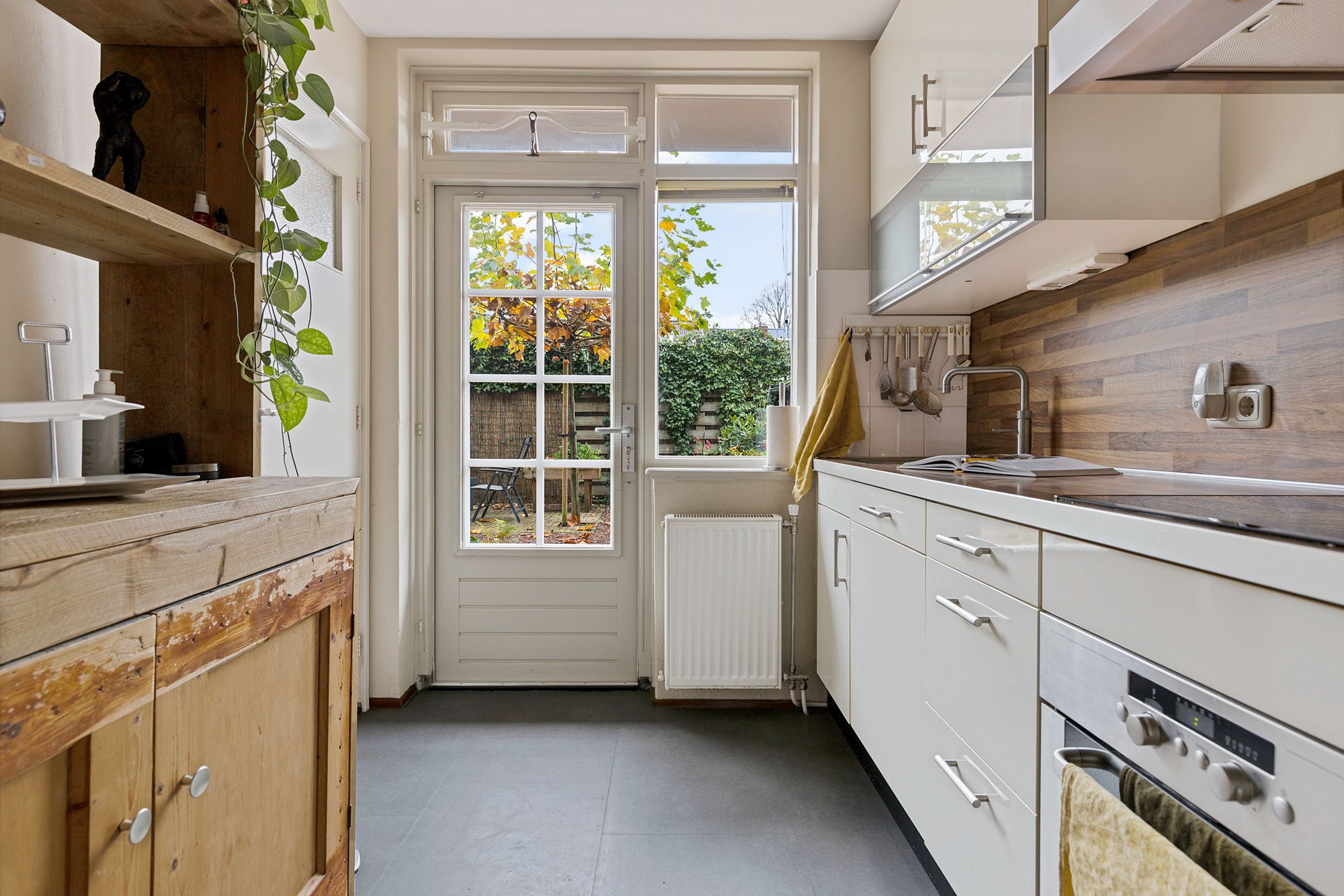 Foto 12 van Van Houtenlaan 18