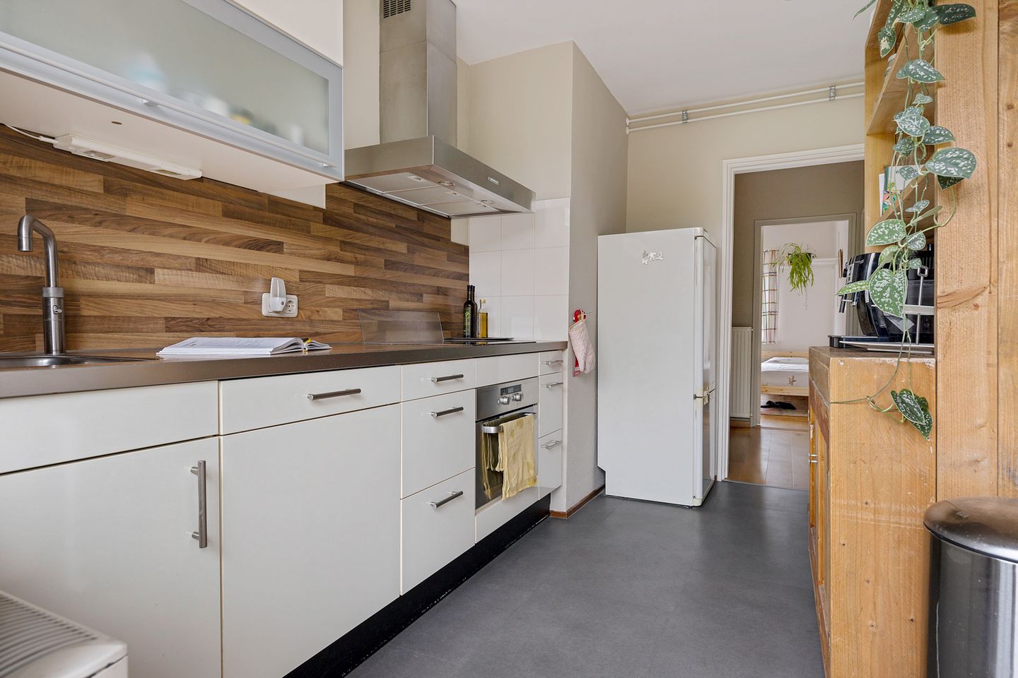 Foto 14 van Van Houtenlaan 18