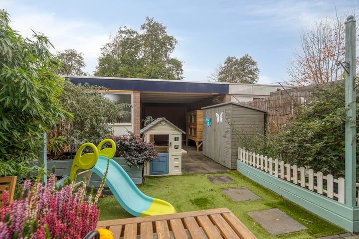 Photo 32 of Kamp 27 70