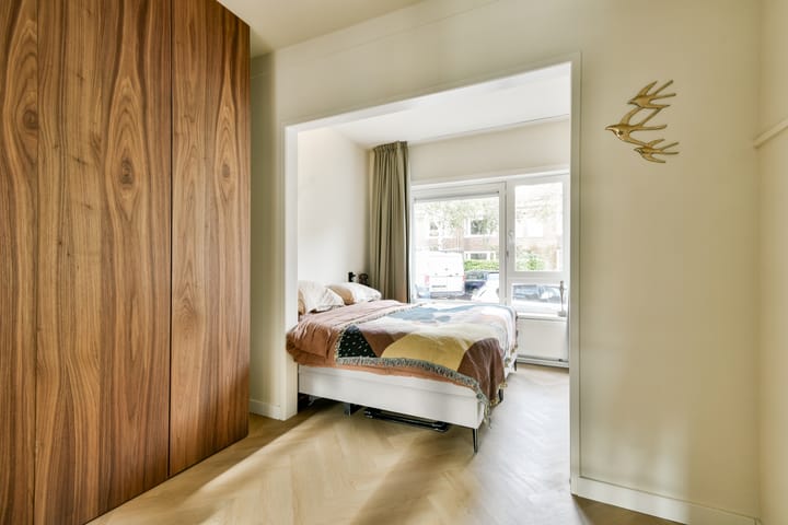 Foto 7 van Johannes van der Waalsstraat 70-H