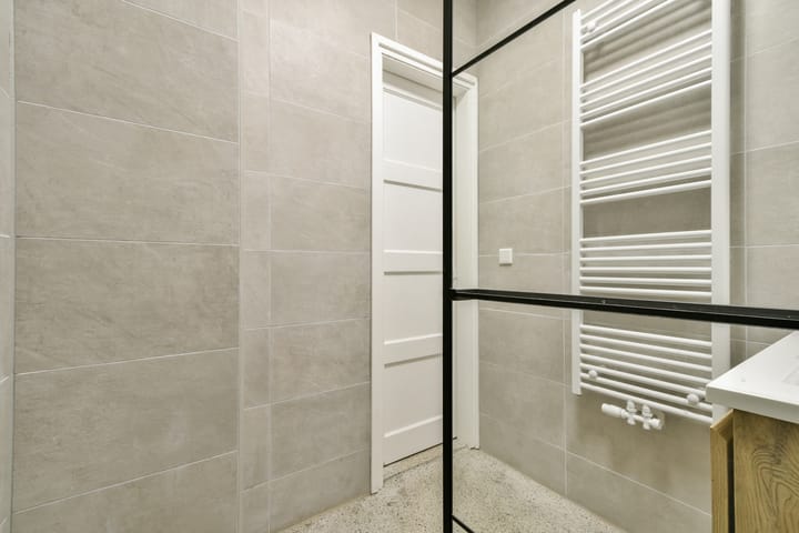 Foto 13 van Johannes van der Waalsstraat 70-H