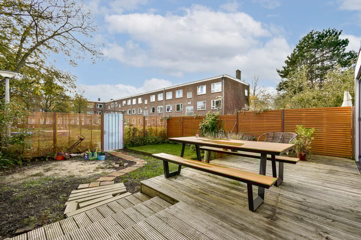 Foto 15 van Johannes van der Waalsstraat 70-H