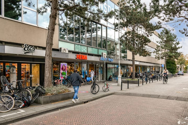 Foto 20 van Johannes van der Waalsstraat 70-H