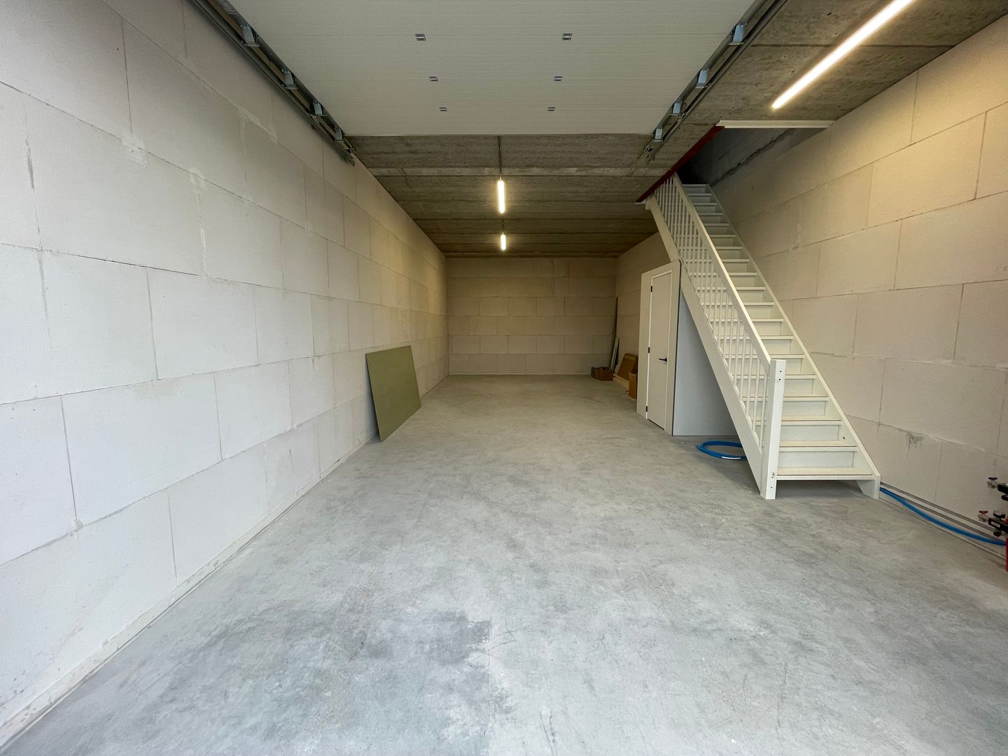 Bekijk foto 4 van Chemieweg 205