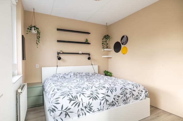 Foto 12 van Canneveltstraat 8