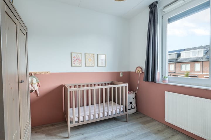 Foto 14 van Canneveltstraat 8