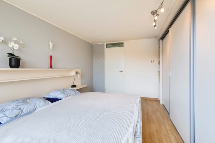 Foto 26 van Eduard Schilderinkstraat 38