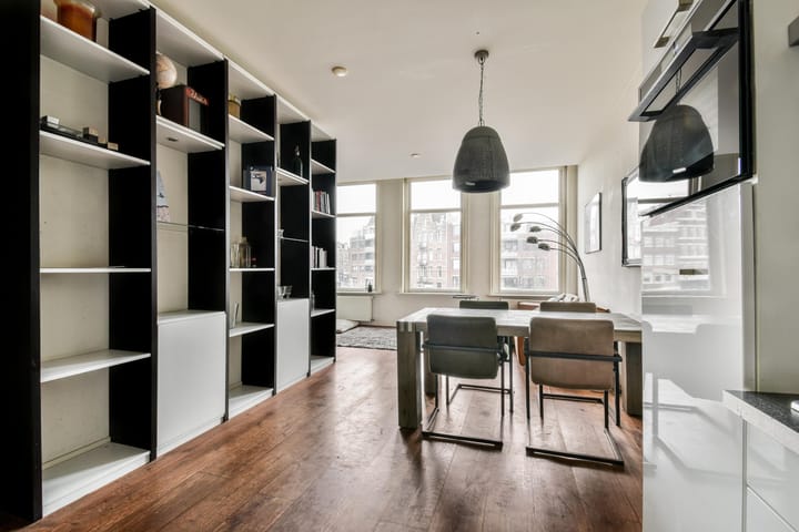 Photo 4 of Marnixstraat 188-1