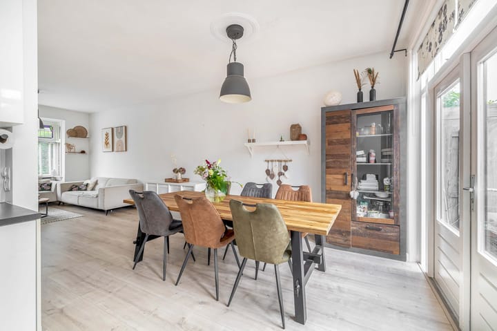 Photo 15 of Prins Bernhardstraat 20