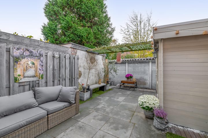 Photo 19 of Prins Bernhardstraat 20