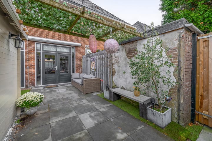 Photo 21 of Prins Bernhardstraat 20