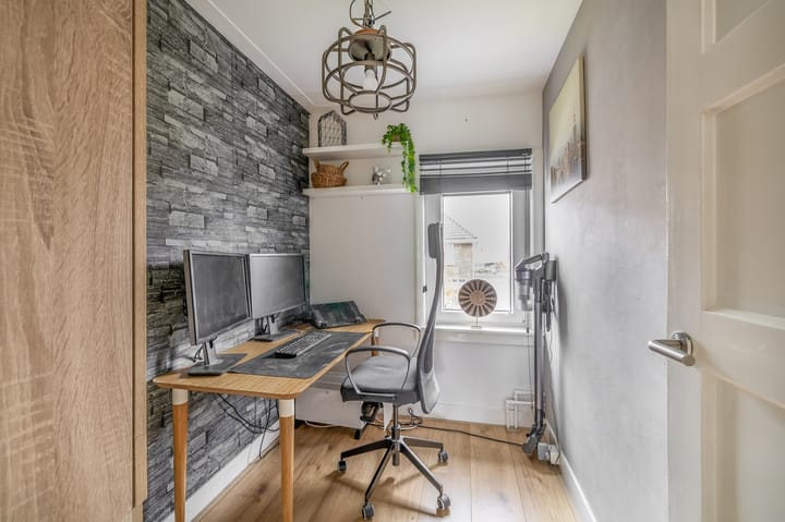 Photo 35 of Prins Bernhardstraat 20