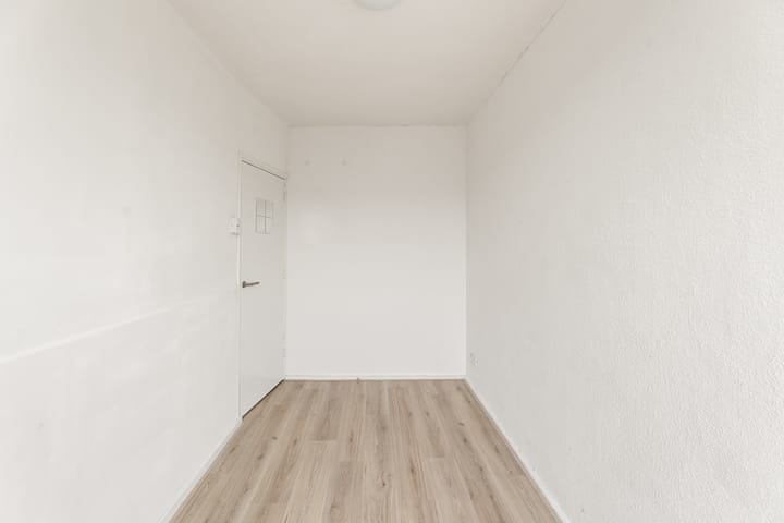 Photo 14 of Hendrick Vroomlaan 48