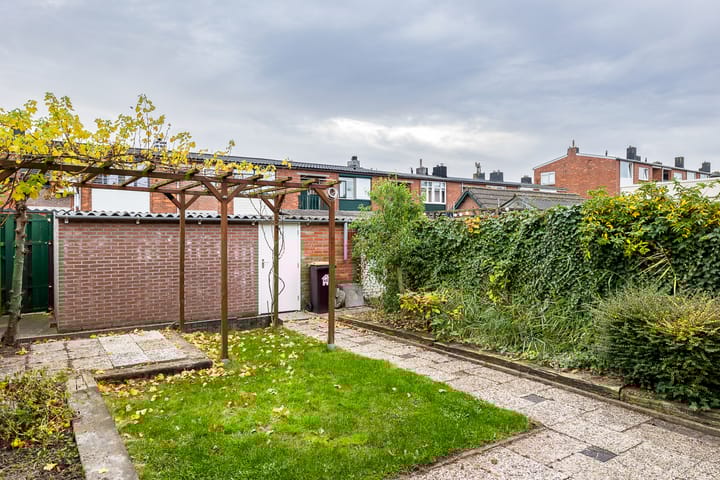 Photo 19 of Hendrick Vroomlaan 48