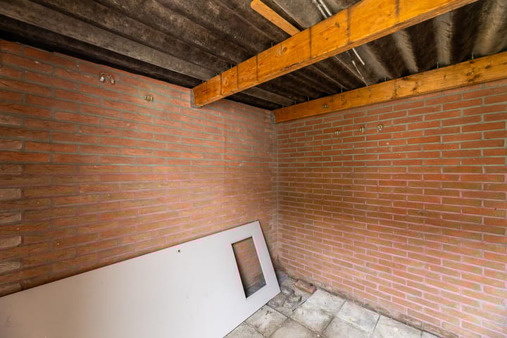 Photo 21 of Hendrick Vroomlaan 48