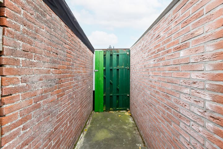 Photo 22 of Hendrick Vroomlaan 48