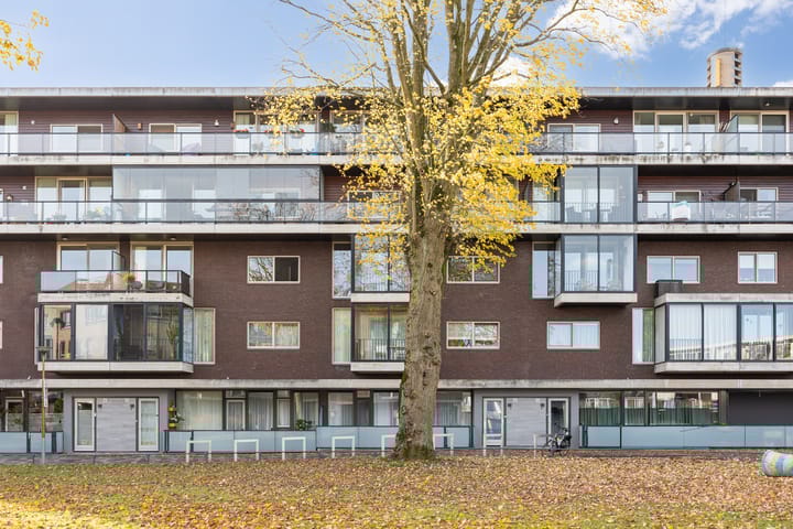 Photo 2 of Banier 7-A