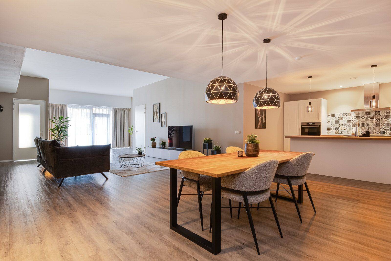 Foto 27 van Banier 7-A