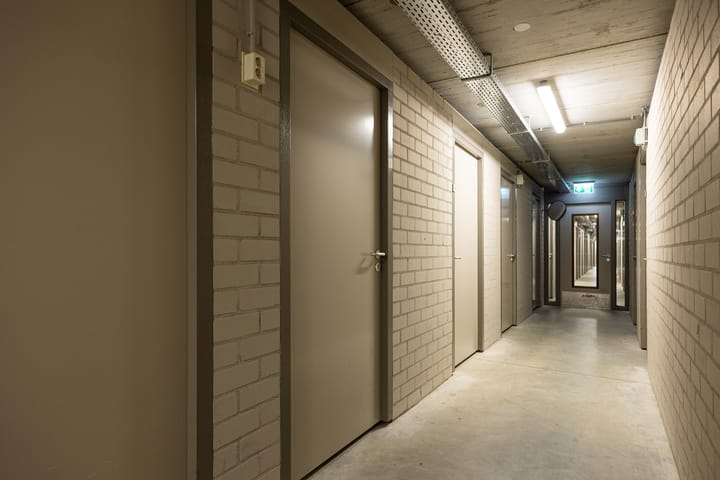 Foto 42 van Banier 7-A