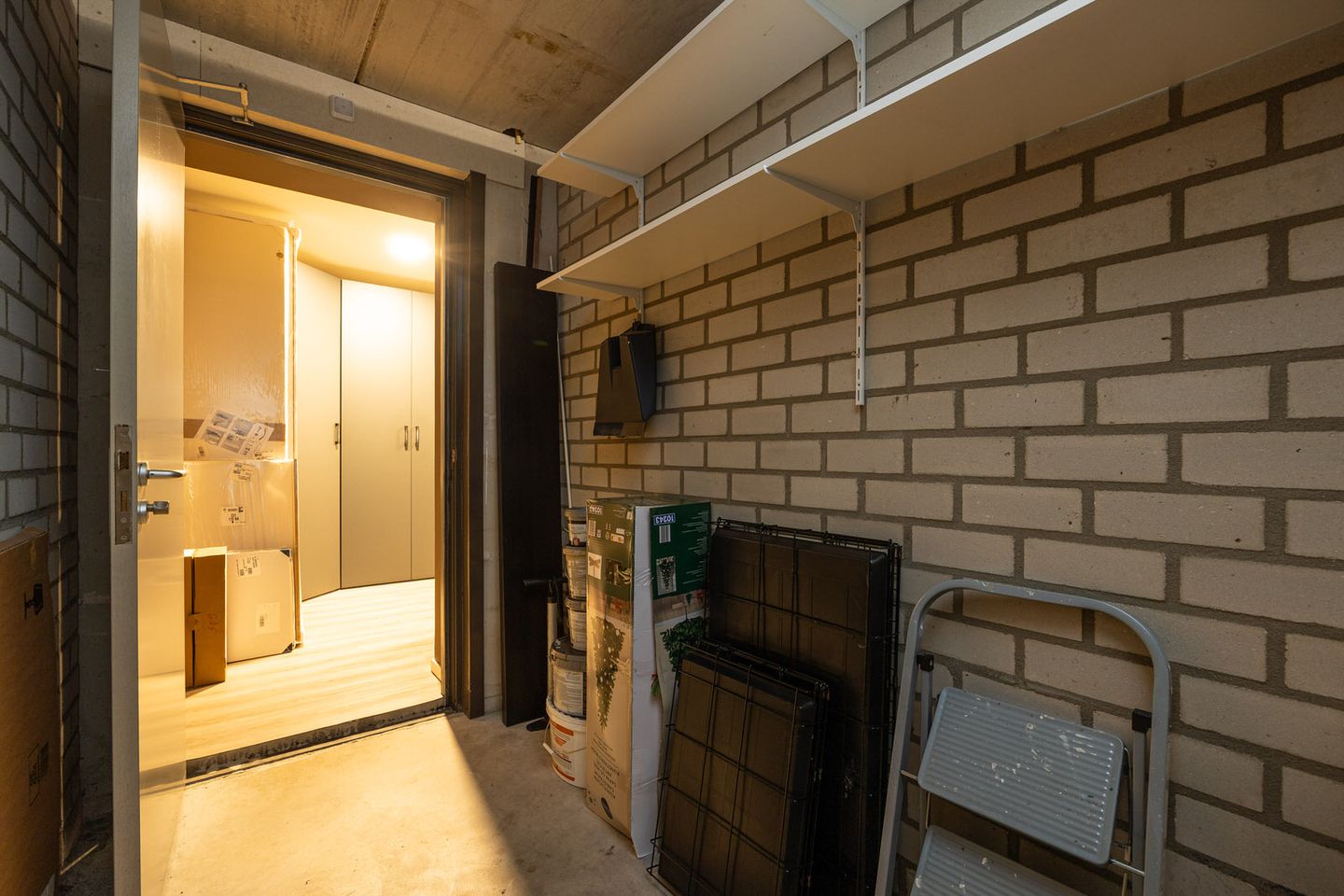 Foto 44 van Banier 7-A