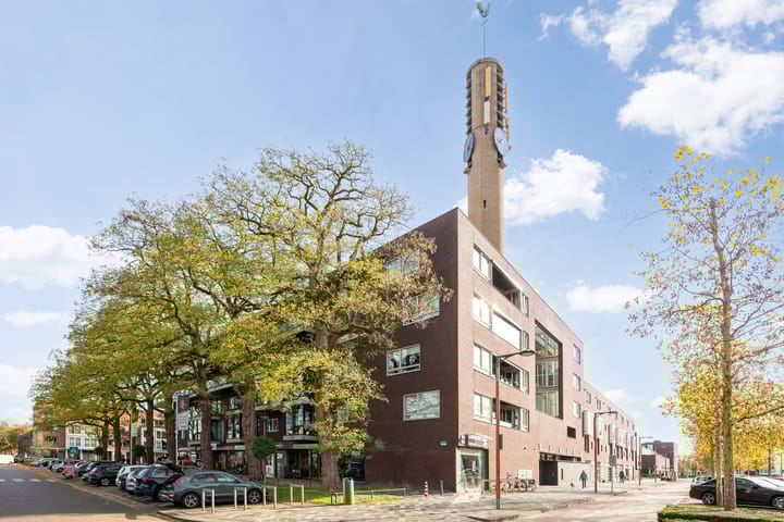 Foto 60 van Banier 7-A