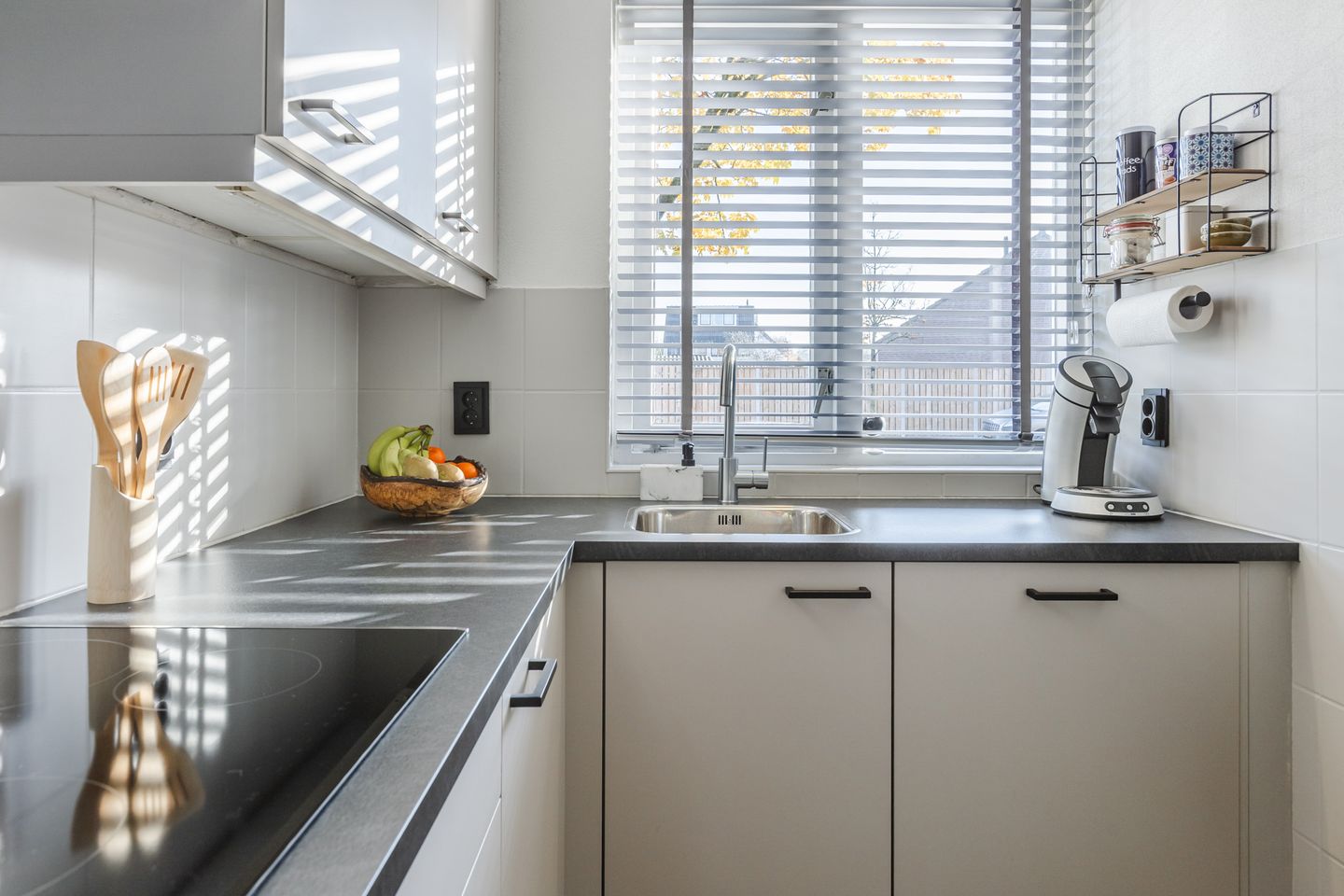 Photo 14 of van Heinsbergstraat 83