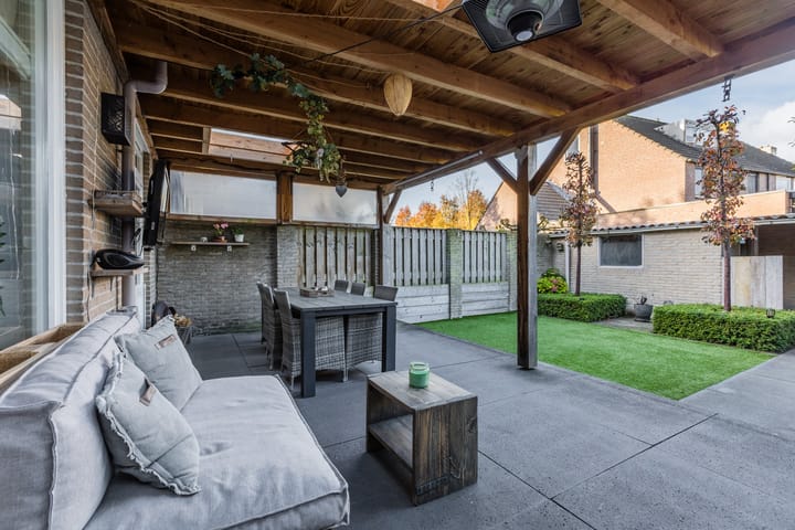 Foto 19 van van Heinsbergstraat 83