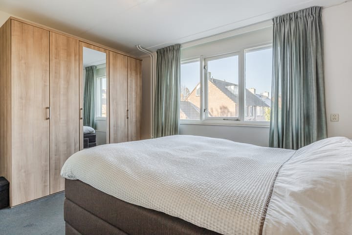 Foto 30 van van Heinsbergstraat 83