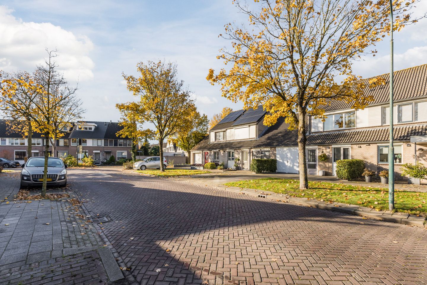 Photo 49 of van Heinsbergstraat 83