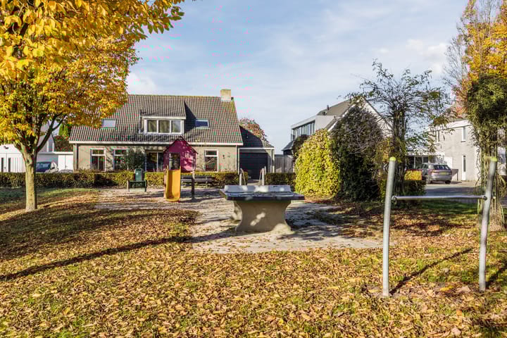 Foto 54 van van Heinsbergstraat 83