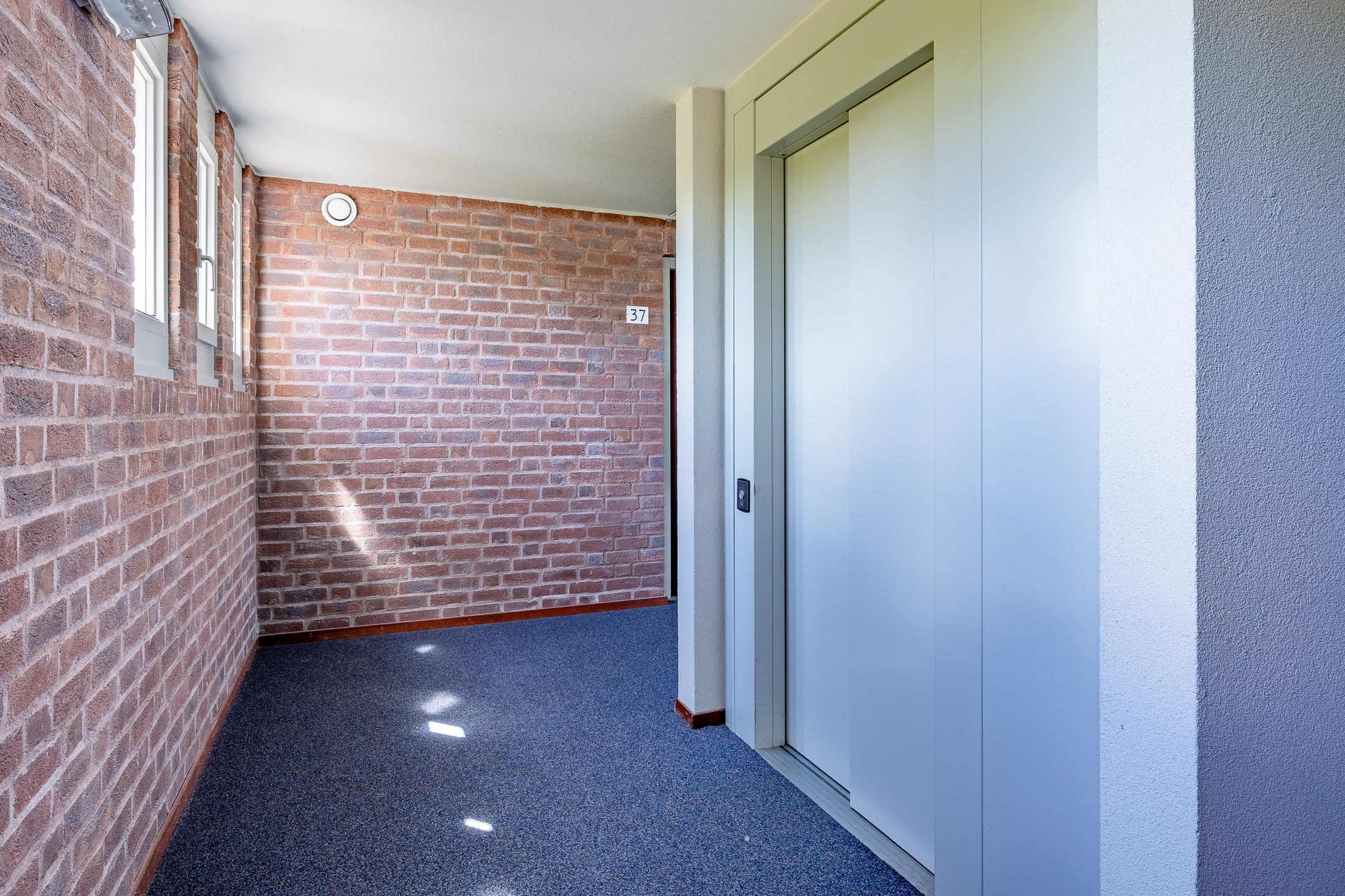 Foto 9 van Jerusalem 37