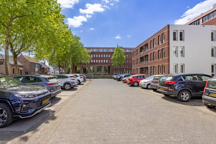 Photo 41 of Jerusalem 37