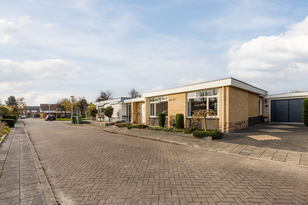 Foto 8 van Johann Strauszstraat 25