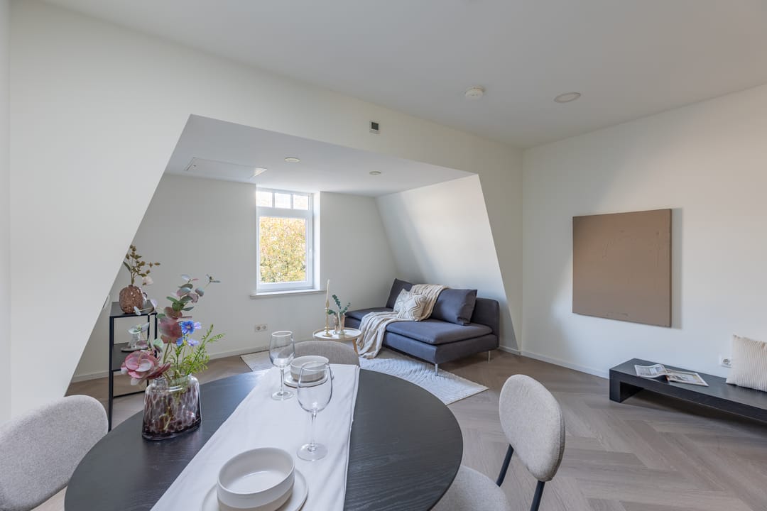 Photo 2 of Koningsweg 11-A