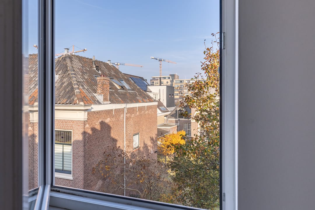 Photo 8 of Koningsweg 11-A