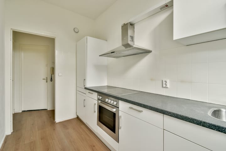 Photo 15 of Eerste Hugo de Grootstraat 3-3