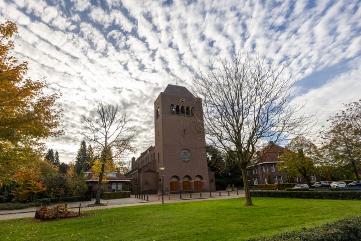 Photo 55 of Loeffplein 2