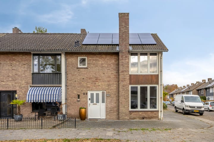 Foto 27 van Sperwerstraat 39